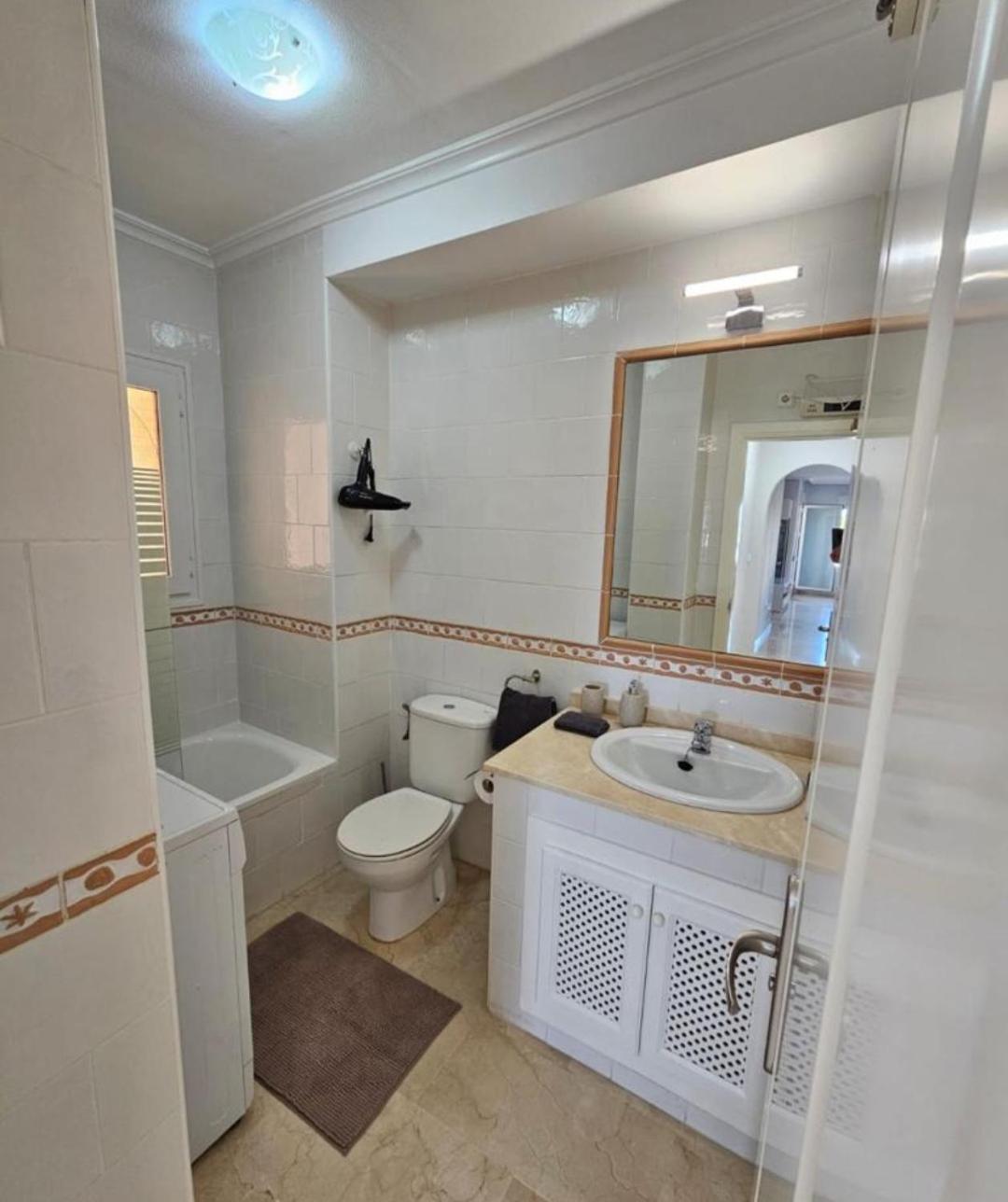 La Victoria Apartament,jumilla Ii, 2 Bedrooms, 2 Bathrooms And Beautiful Swimming Pool Dehesa de Campoamor (Orihuela Costa)