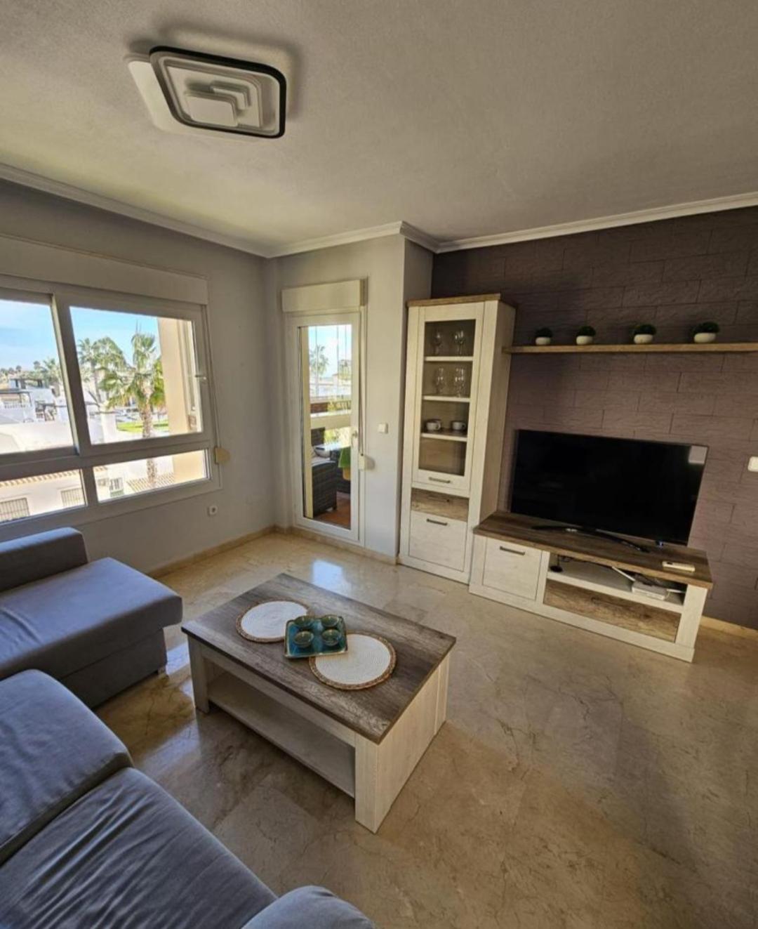 La Victoria Apartament,jumilla Ii, 2 Bedrooms, 2 Bathrooms And Beautiful Swimming Pool * Dehesa de Campoamor (Orihuela Costa)