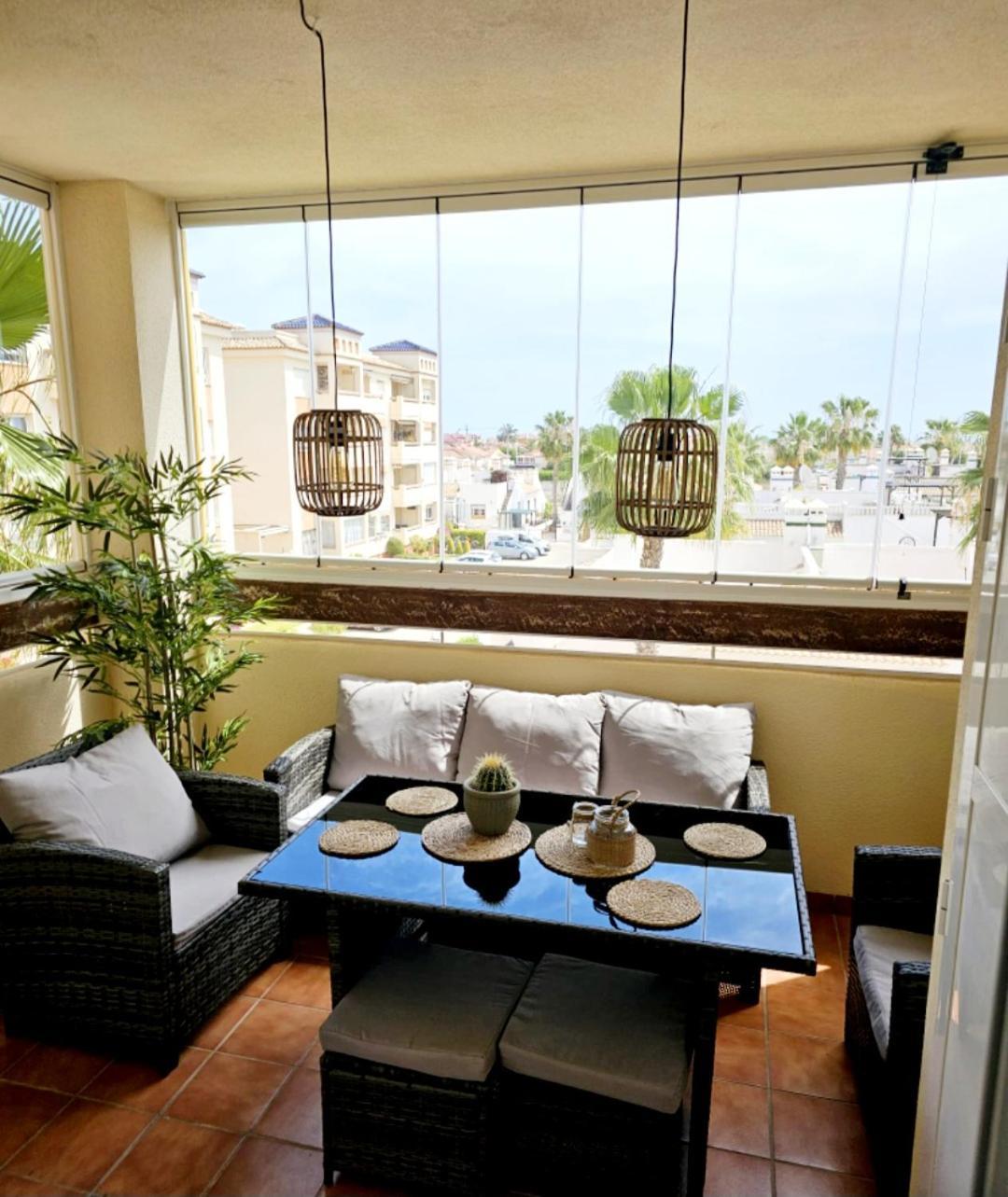 Apartment La Victoria Apartament,jumilla Ii, 2 Bedrooms, 2 Bathrooms And Beautiful Swimming Pool Dehesa de Campoamor (Orihuela Costa)
